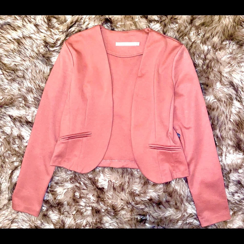 Woman’s Pink Blazer Medium